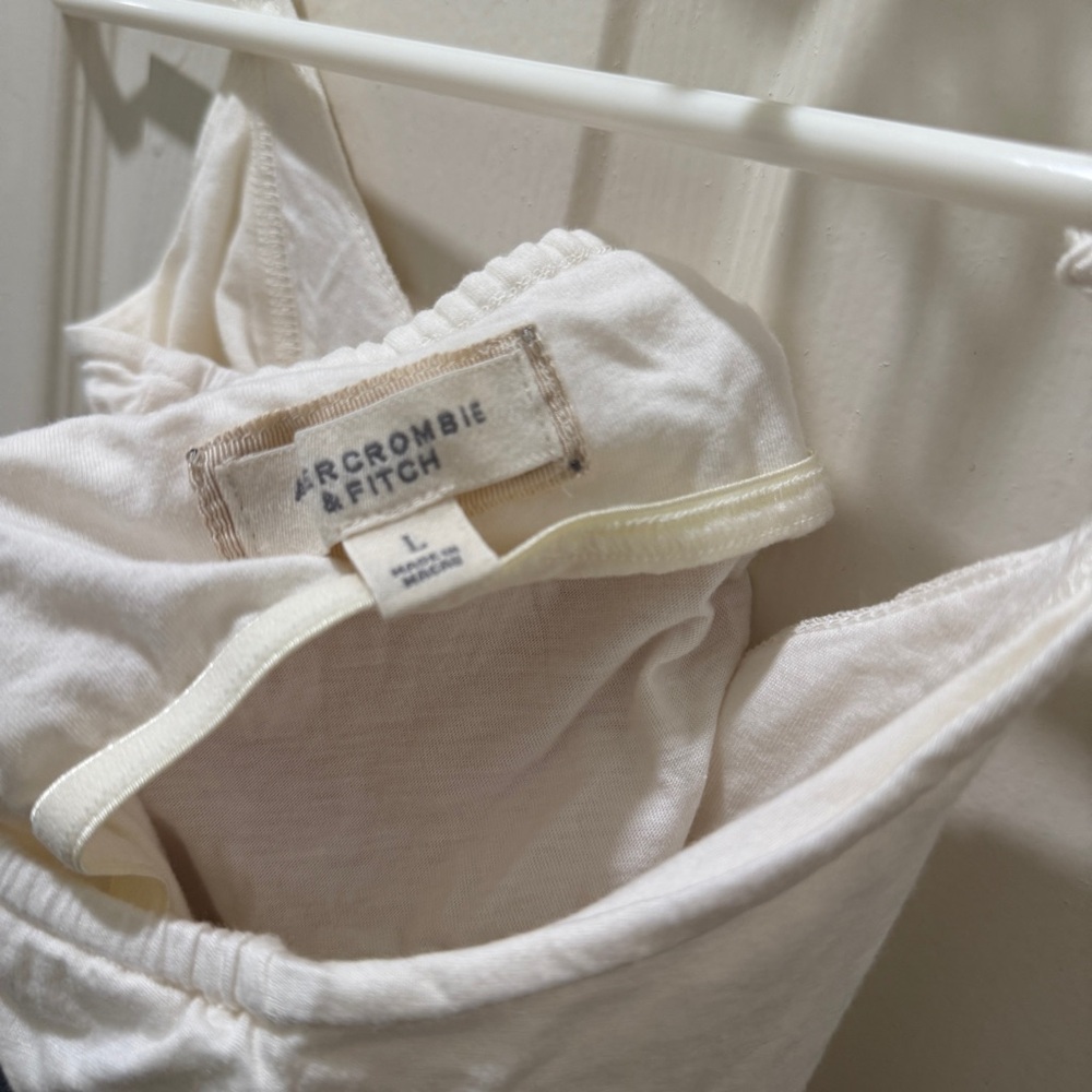 A&F Halter top - Picture 4 of 4